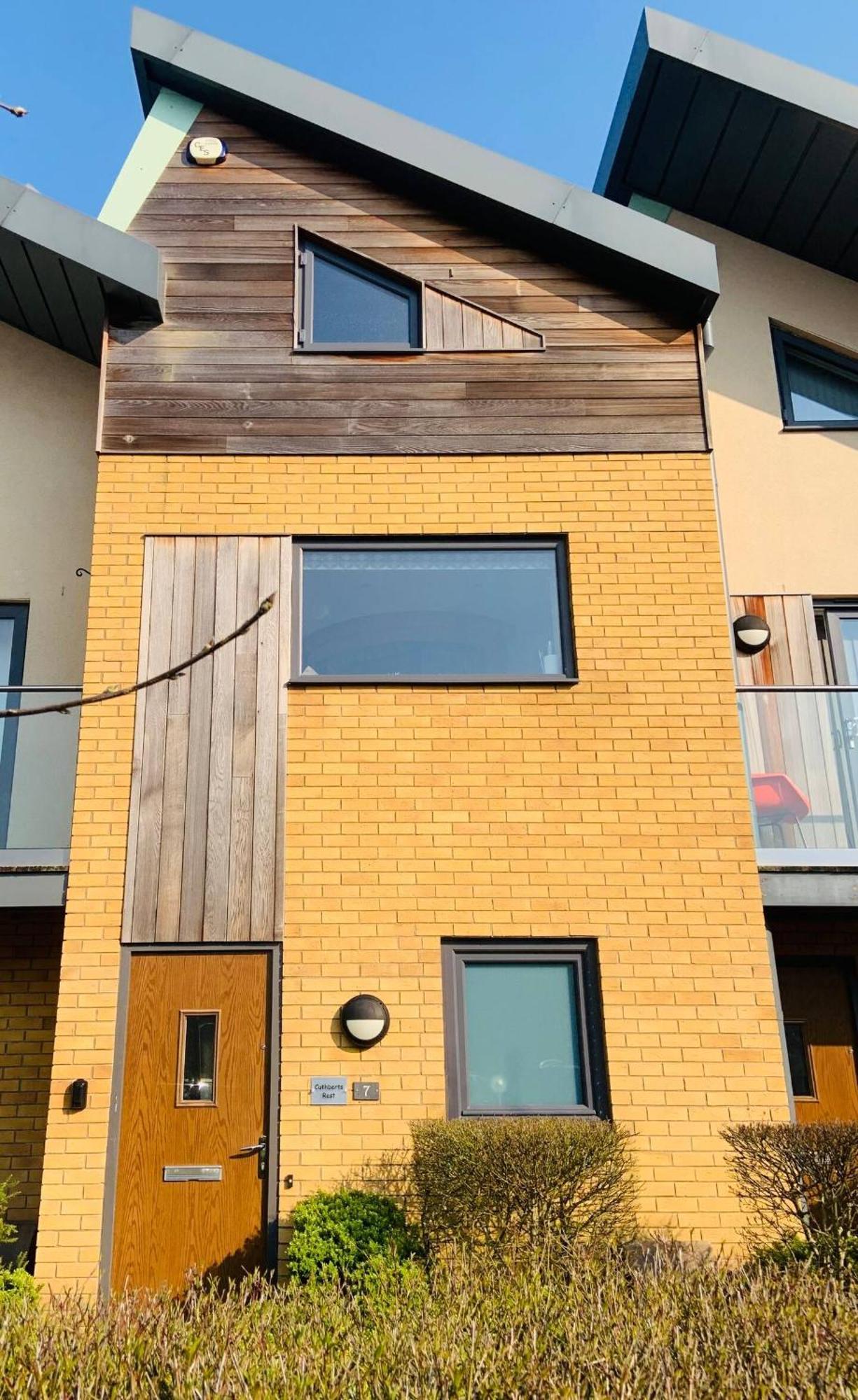 Villa Pass The Keys Stunning Townhouse In Uphill Historic Lincoln Extérieur photo